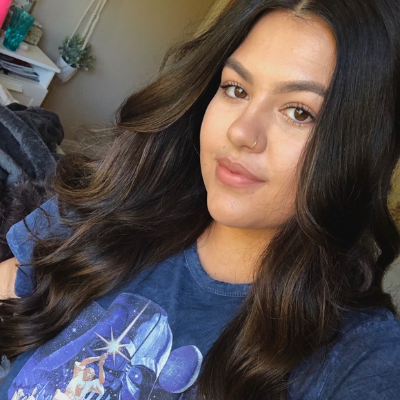 Meet your Posher, Maddie - Picture 2 of 2